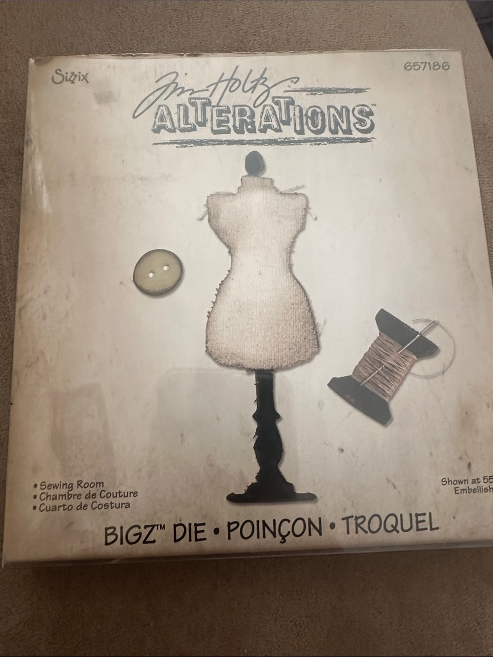 Sizzix Tim Holtz Alterations Sewing Room Bigz Die - Neutral Cream/Black